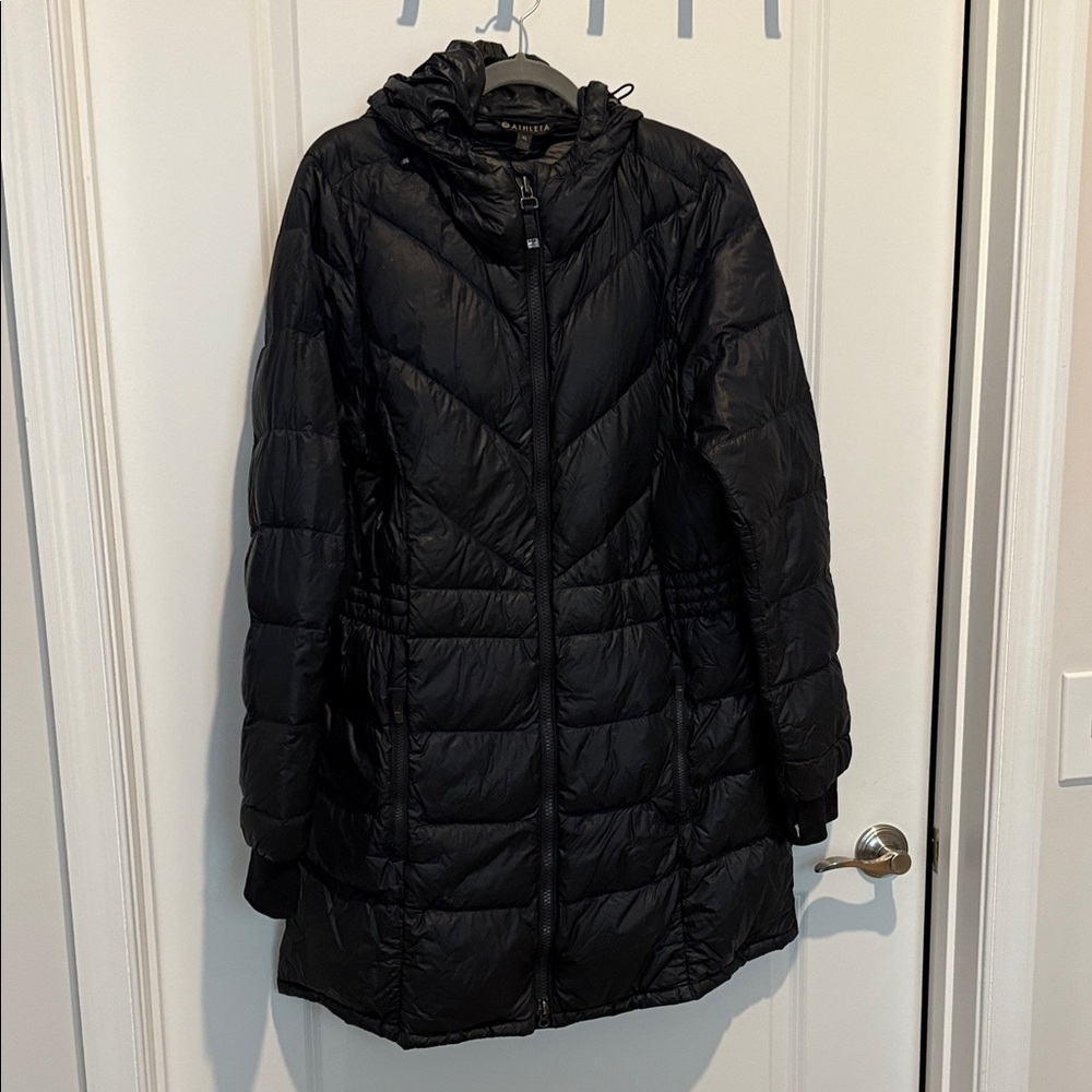 Athleta Women's dark Navy blue Puffer Jacket
